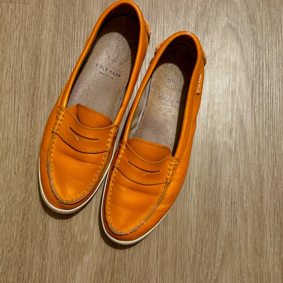 Cole Haan women’s Orange Loafers - Picture 1 of 7